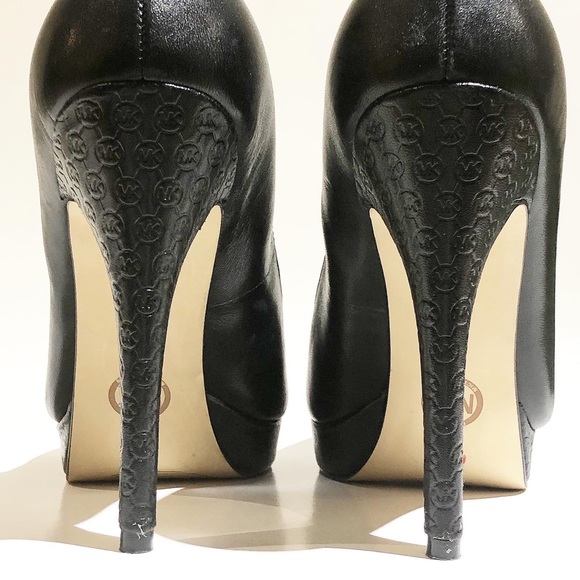 MICHAEL KORS Platform Heels - Picture 4 of 7